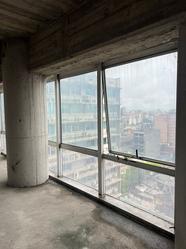 Obra Metran 01 — Oficinas